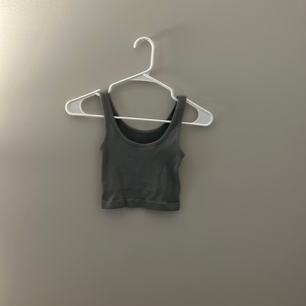 Gray thrasher crop top size:XS